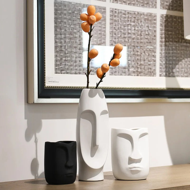 Chinese Modern Ceramic Vase for Wedding Decoration Home Decor Living Room Decoration Porcelain Vase Figure Head Shape Vase