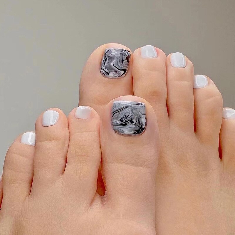 Stylish 24pcs Press on Toe Nails